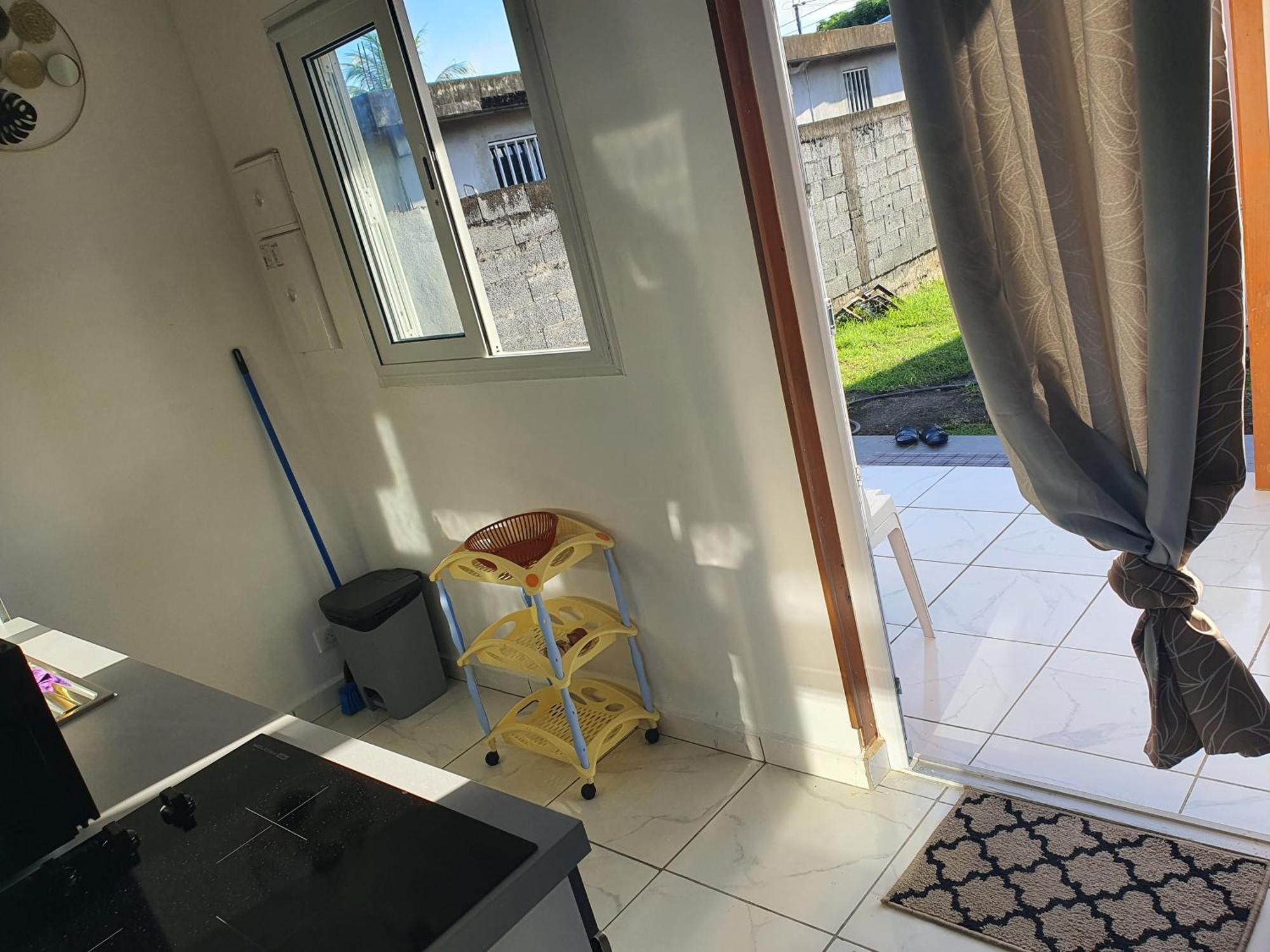 Bungalow Vacances Sainte-Rose Ngoại thất bức ảnh